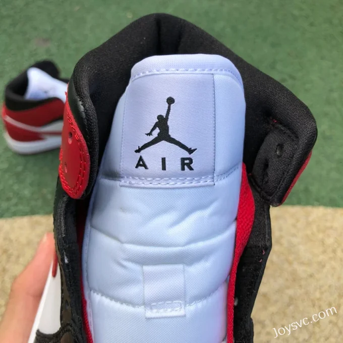 Air Jordan 1 Mid Bred Toe BQ6472-079