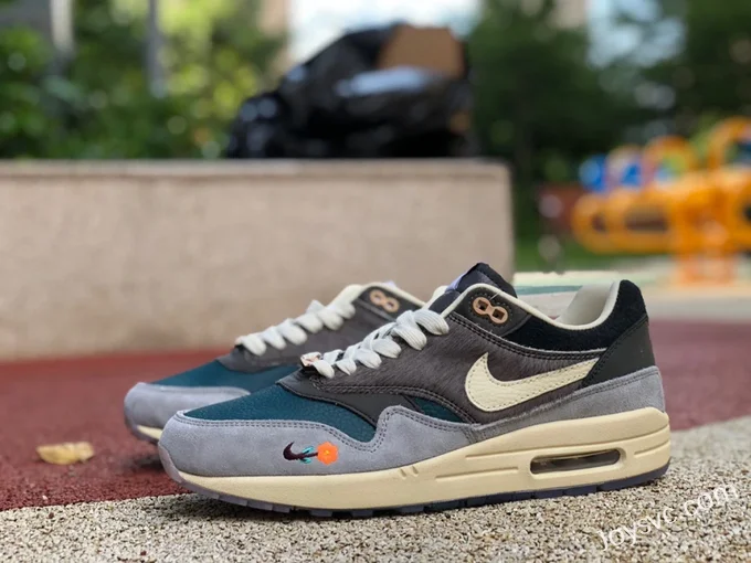 Nike Air Max 1 SP Grey Green Retro Running Shoes DQ8475-001