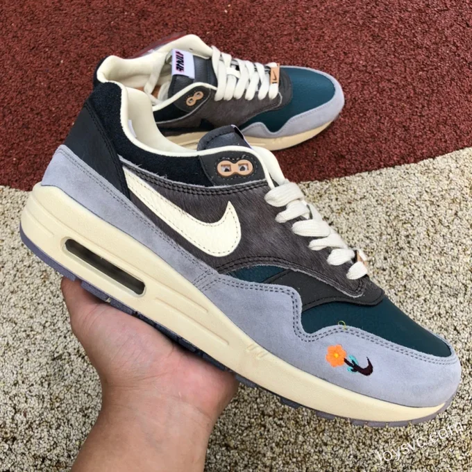 Nike Air Max 1 SP Grey Green Retro Running Shoes DQ8475-001