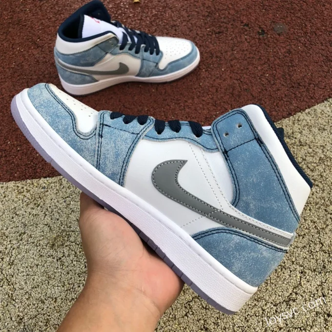 Air Jordan 1 Mid DN3706-401 Washed Blue Retro Basketball Shoes