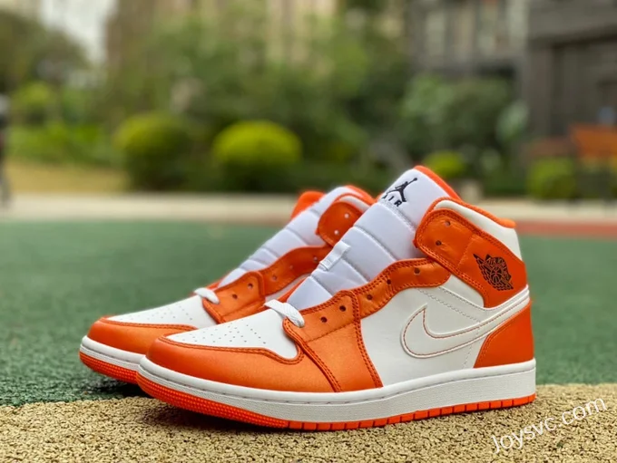 Air Jordan 1 Mid SE White Orange DM3531-800