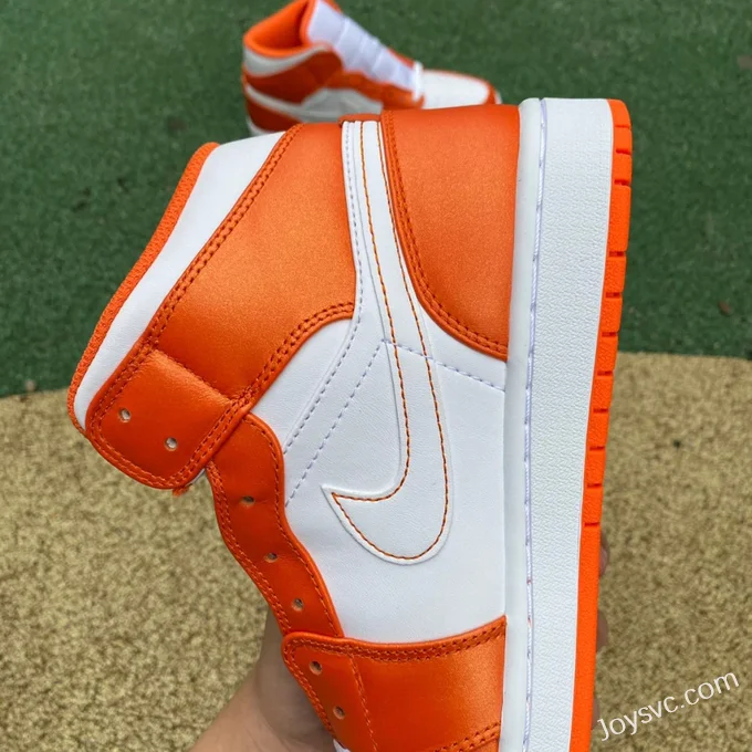 Air Jordan 1 Mid SE White Orange DM3531-800