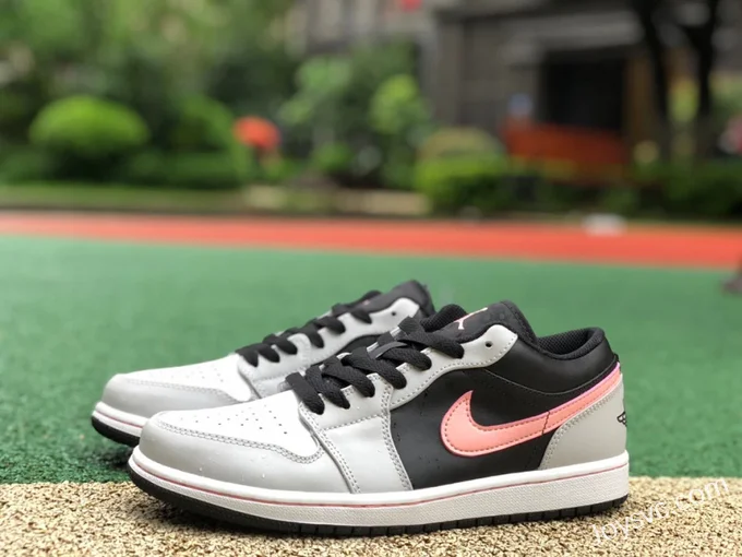 Air Jordan 1 Low 553558-062 White Black Pink Retro