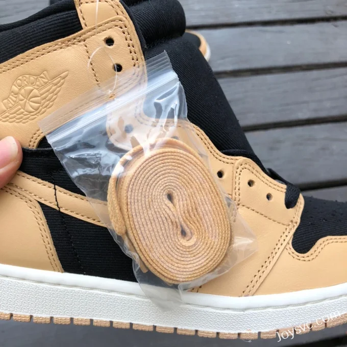 Air Jordan 1 Retro 555088-202 Wheat Black