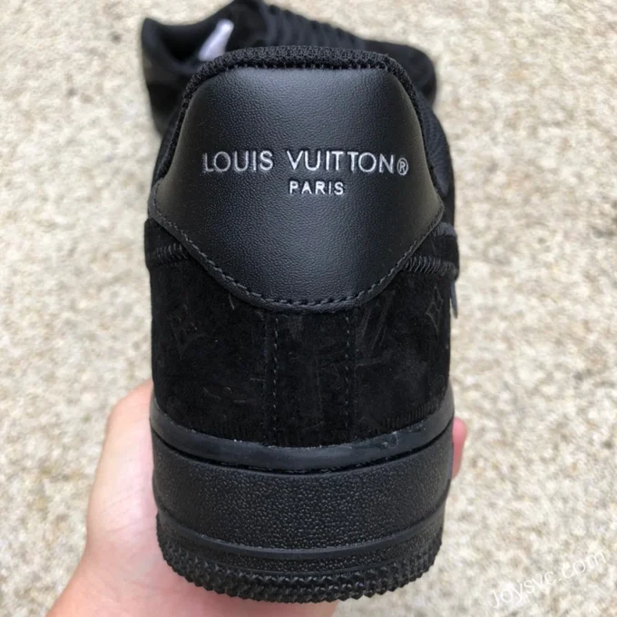 Louis Vuitton x Nike Air Force 1 x Off-White MS02