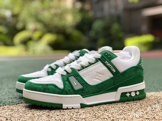 Louis Vuitton Trainer White Green Low