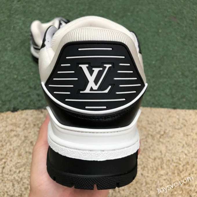 Louis Vuitton Trainer Black White Bread Shoes