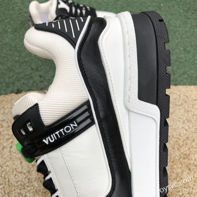 Louis Vuitton Trainer Black White Bread Shoes