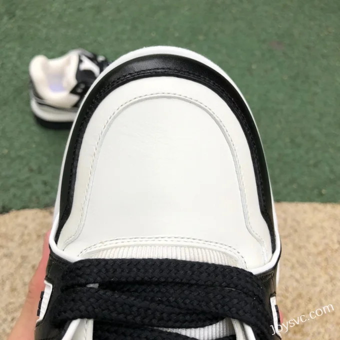 Louis Vuitton Trainer Black White Bread Shoes