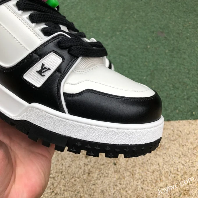 Louis Vuitton Trainer Black White Bread Shoes