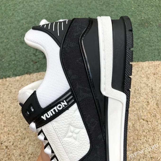 Louis Vuitton Trainer Black White Low Bulk Order