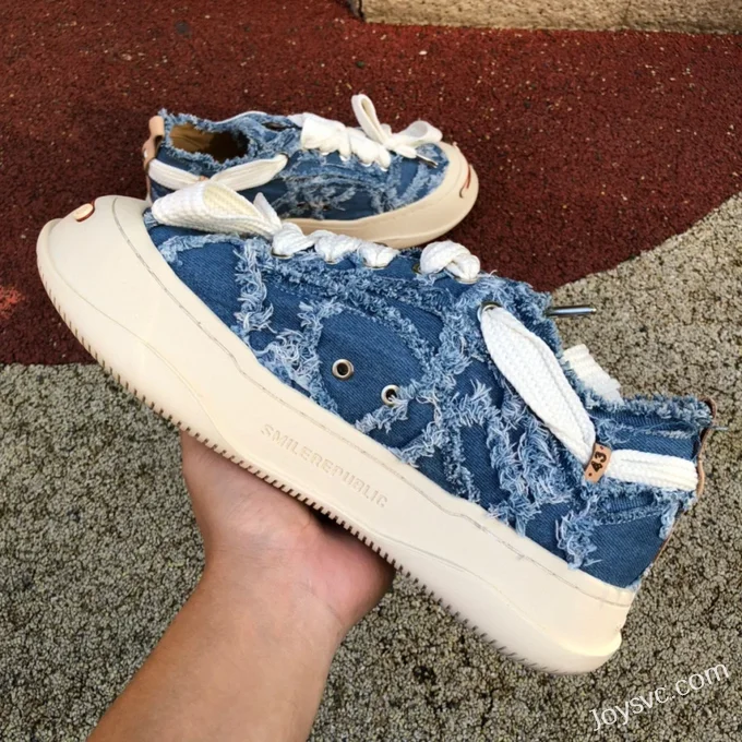 VESSEL SMILENCE Low-Top Canvas Shoes in Denim Blue