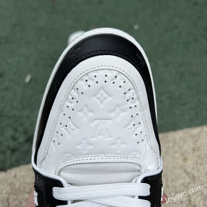 Louis Vuitton Trainer Black White Low Leather Lace-Up