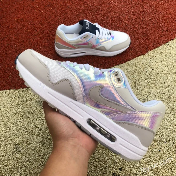 Nike Air Max 1 AMD La Ville Lumiere Rainbow Gradient DQ9326-100