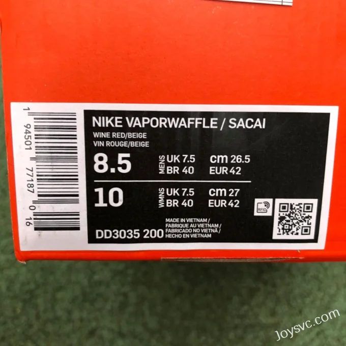 Nike x Sacai Vaporwaffle Burgundy DD3035-200