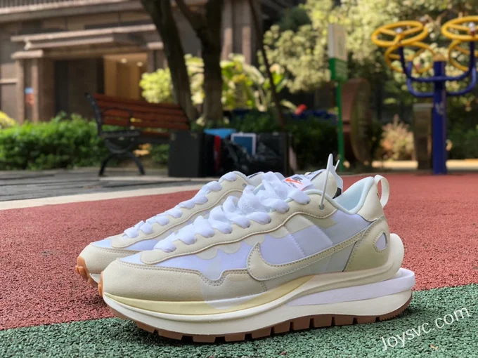 Nike x Sacai Vaporwaffle White Raw Rubber DD1875-100