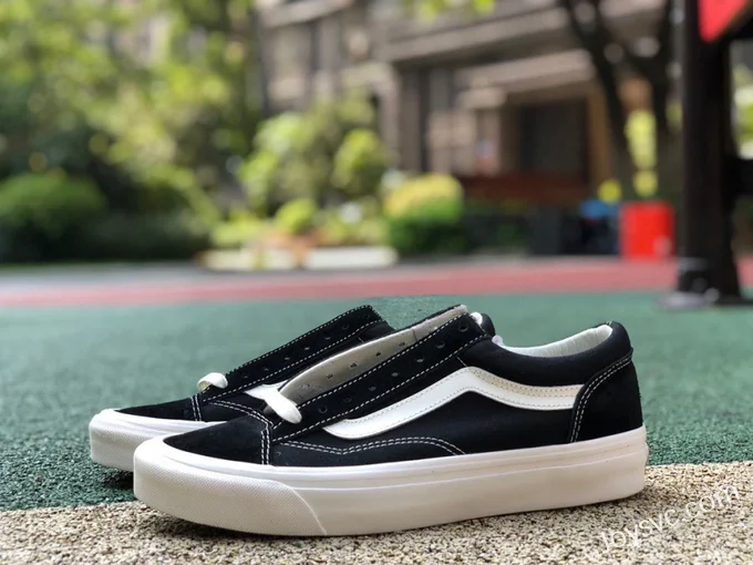 VANS VAULT OG OLD SKOOL Classic Black Suede Sneakers VN0A36C8N8K