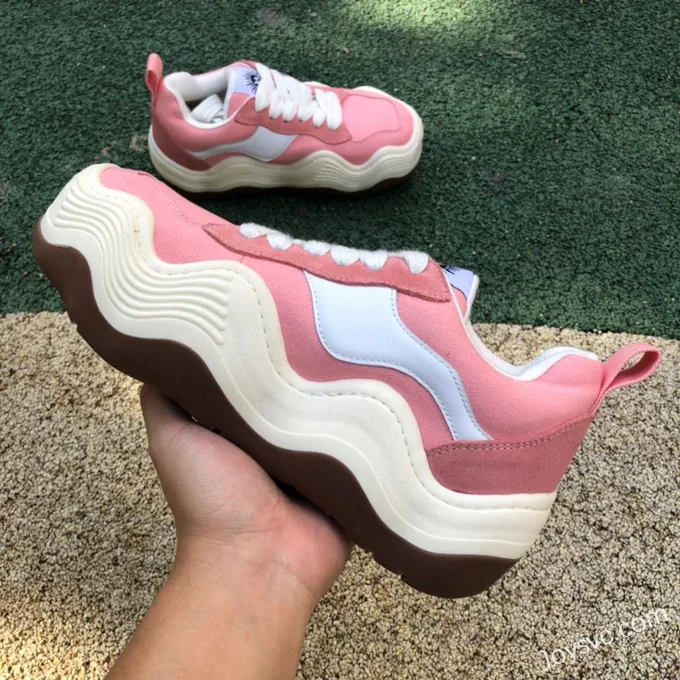 Heyday Triple Wavy Black Shoes in White and Pink