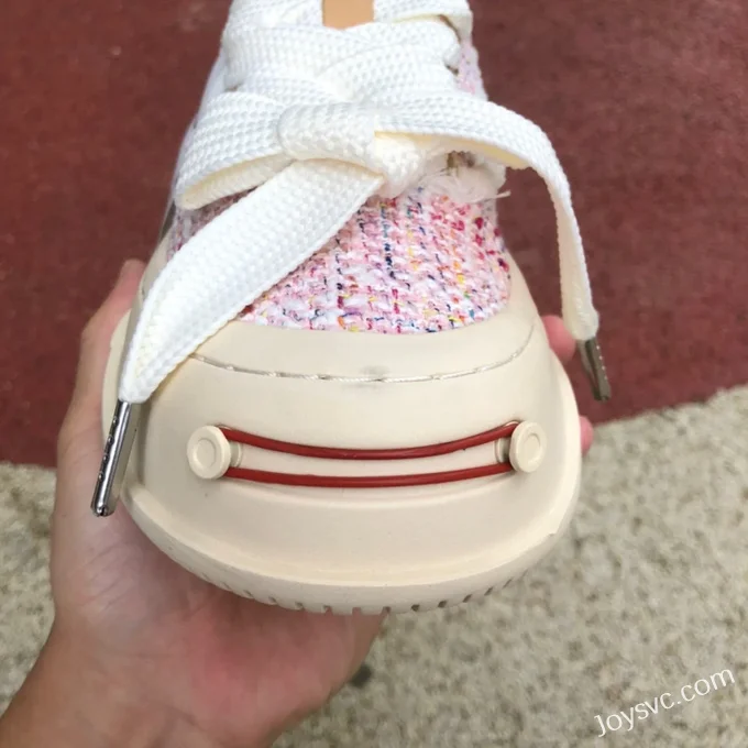 VESSEL SMILENCE Low-Top Canvas Shoes in White and Pink