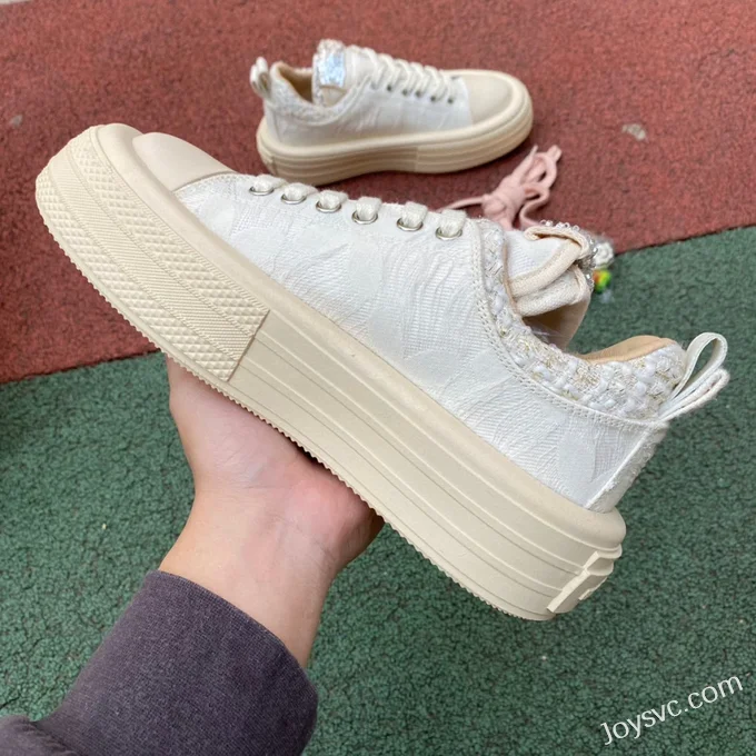 FORESHADOW Double-Uni Sneakers in Beige