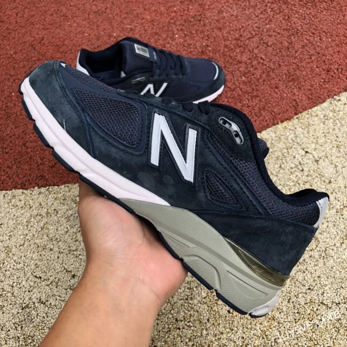 New Balance 990 Navy Blue Retro Running Shoes M990NV4