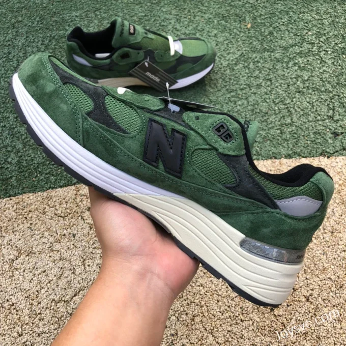 New Balance 992 Green JJJJound Retro Running Shoes M992JJ