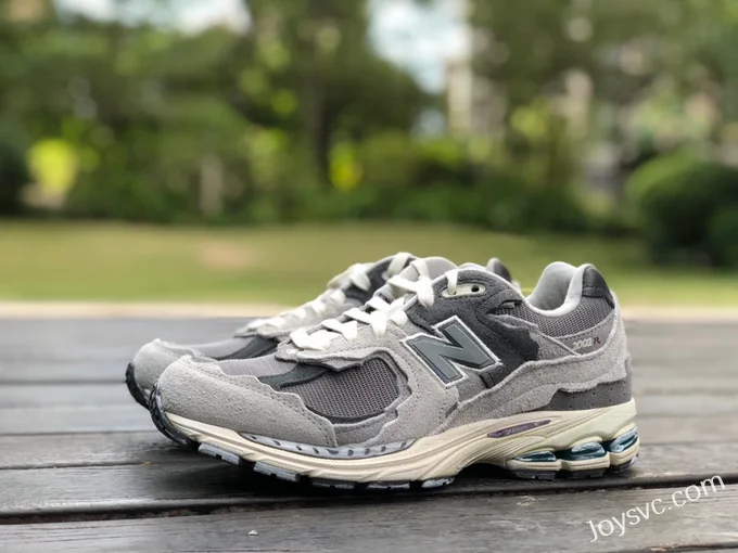 NB 2002R Cloud Grey New Balance 2002R Protection Pack Retro Running Shoes M2002