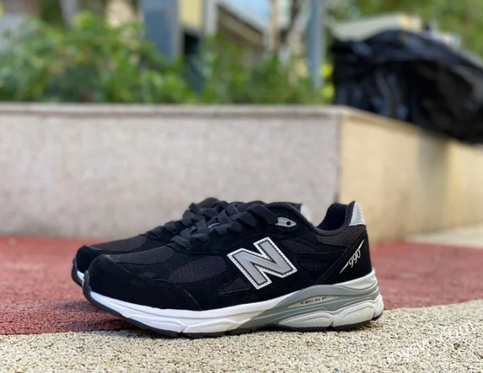 New Balance 990V3 Black White Retro Running Shoes M990BS3