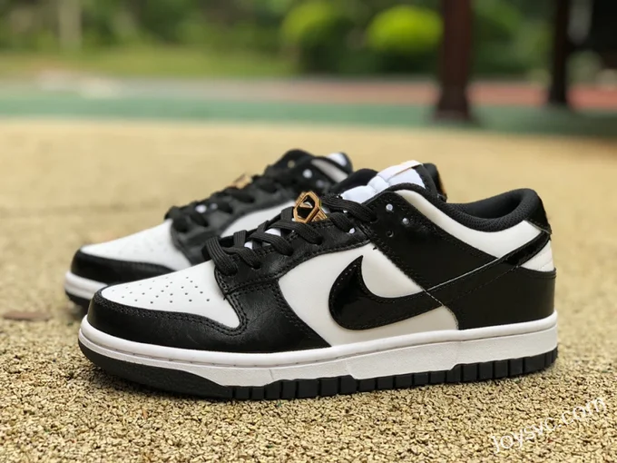 Nike Dunk Low World Champ DR9511-100