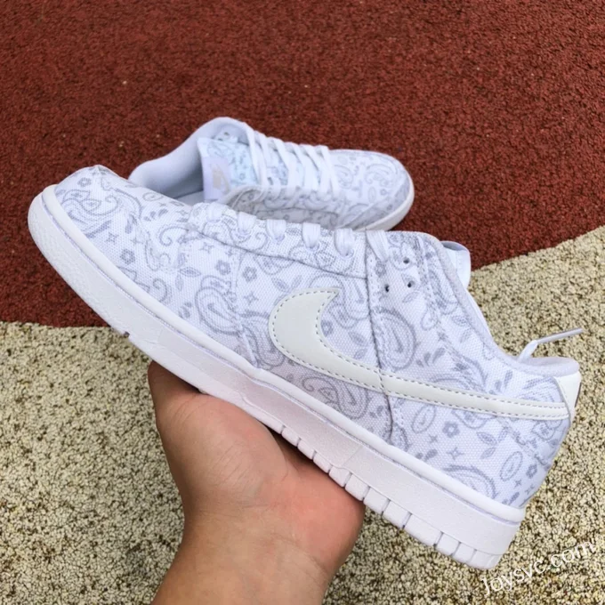 Nike Dunk Low ESS Paisley DJ9955-100