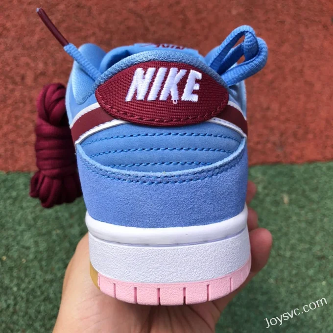 Nike SB Dunk Low PRM Phillies Bubblegum Retro Sneakers DQ4040-400