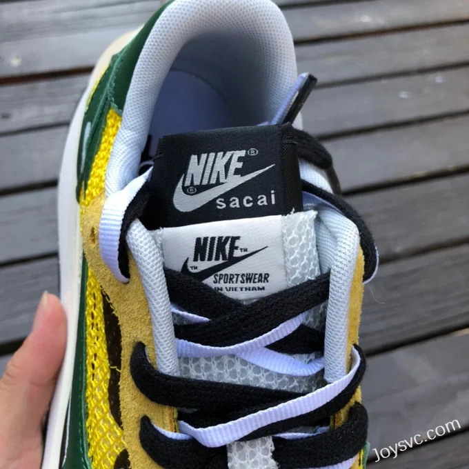 Nike x Sacai Vaporwaffle Yellow Green CV1363-700