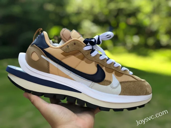 Nike x Sacai Vaporwaffle Khaki DD1875-200