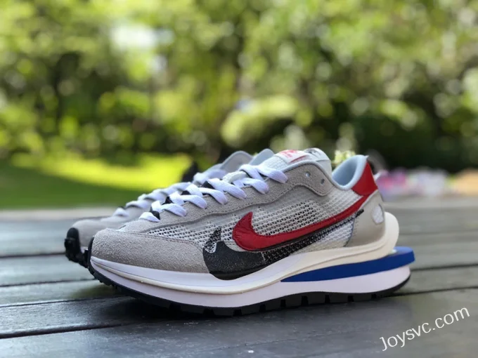 Nike x Sacai Vaporwaffle White Blue Red CV1363-100