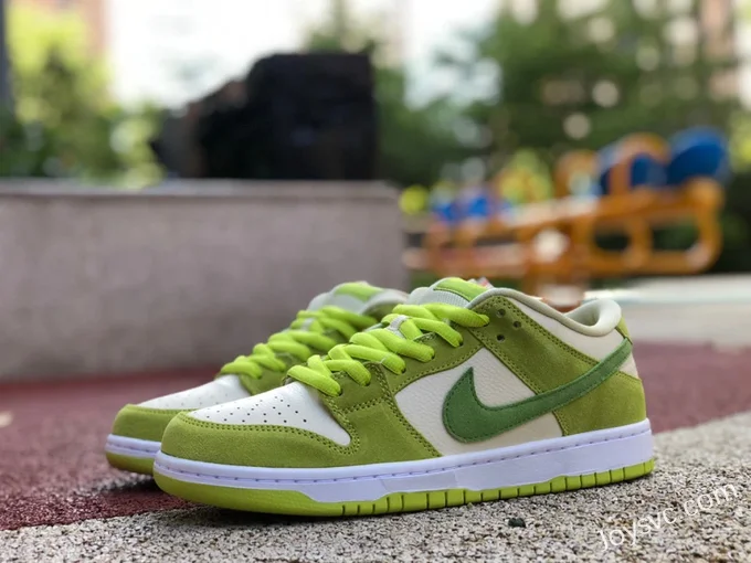 High-Quality Nike SB Dunk Low White Green Apple Retro Sneakers DM0807-300