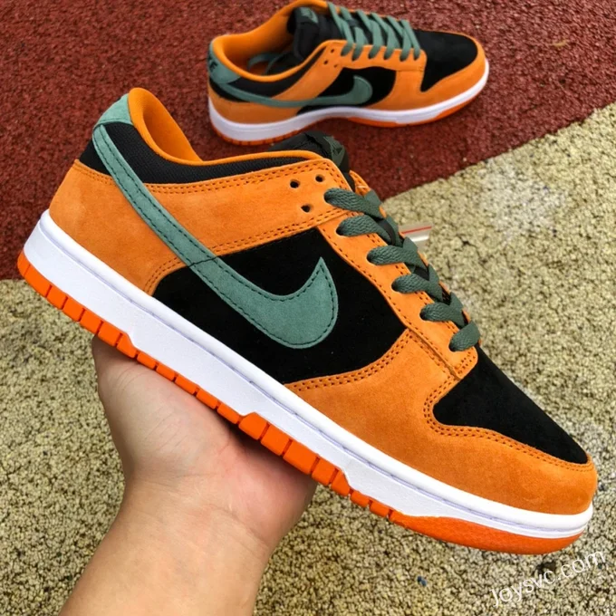 Nike Dunk Low SP Black Orange Pumpkin Retro Sneakers DA1469-001