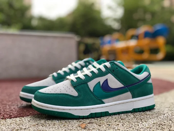 Nike Dunk Low SE White Green DO9457-101