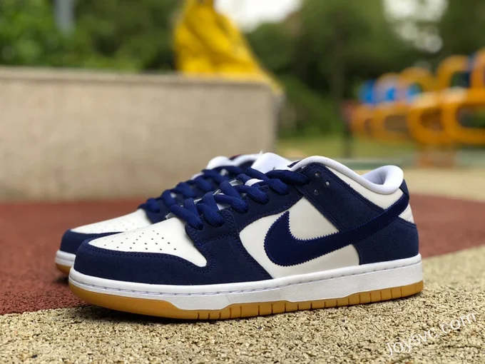 Nike SB Dunk Low Los Angeles Dodgers DO9395-400