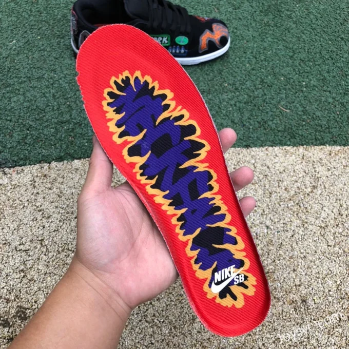 Neckface x Nike SB Dunk Low Halloween Edition DQ4488-001