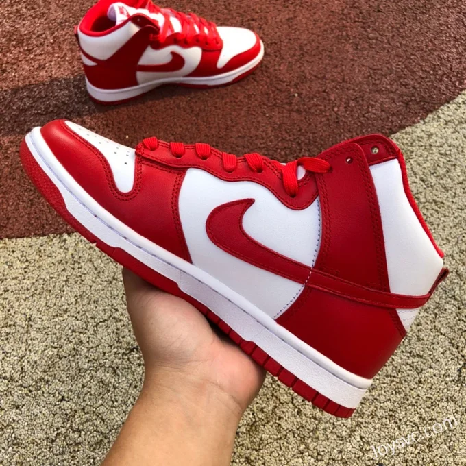 Nike Dunk High Retro University Red DD1399-106