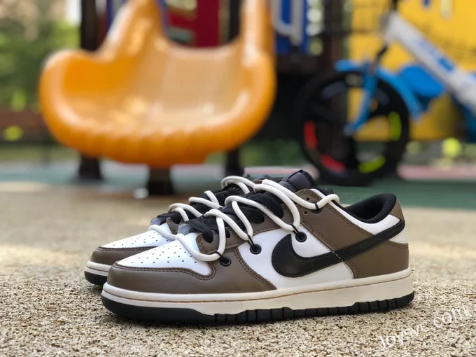 Nike Dunk Low Mocha Strap Retro Sneakers DJ6188-002