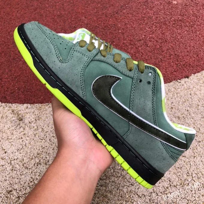 Nike Dunk SB Low Green Lobster Limited Retro Sneakers BV1310-337