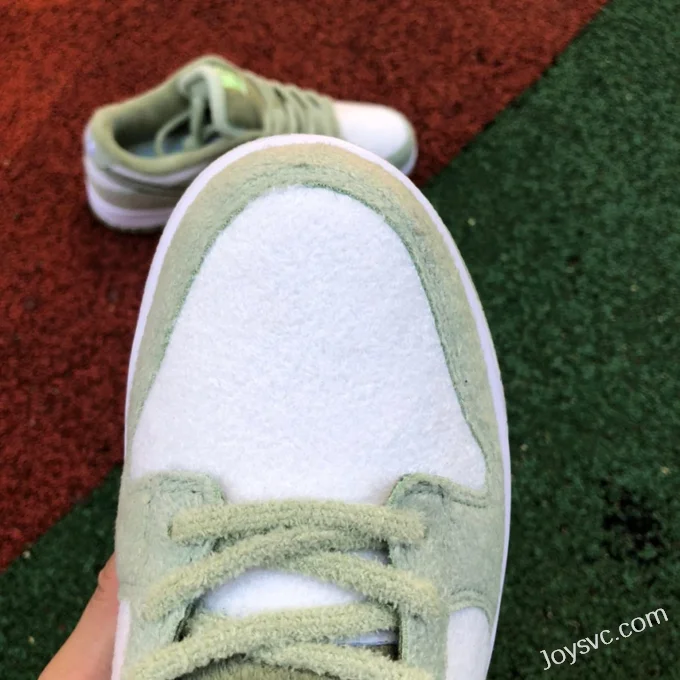 Nike Dunk Low Fleece White Green DQ7579-300