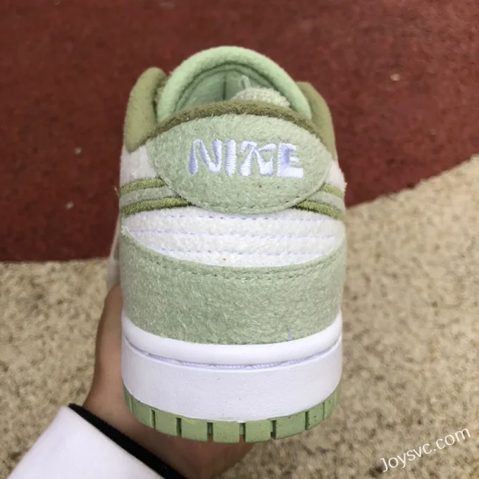 Nike Dunk Low Fleece White Green DQ7579-300