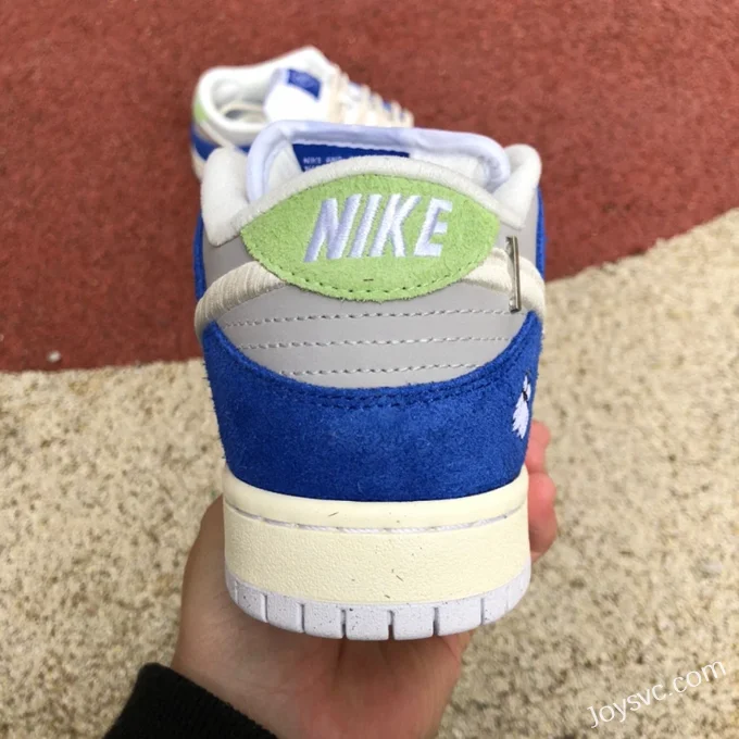 Fly Streetwear x Nike SB Dunk Low DQ5130-400