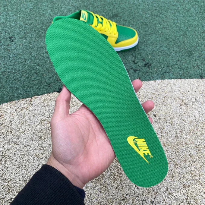 Nike Dunk Low Reverse Brazil DV0833-300