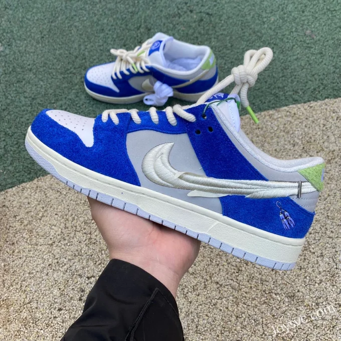 FLY x Nike SB Dunk Low Game Royal DQ5130-400