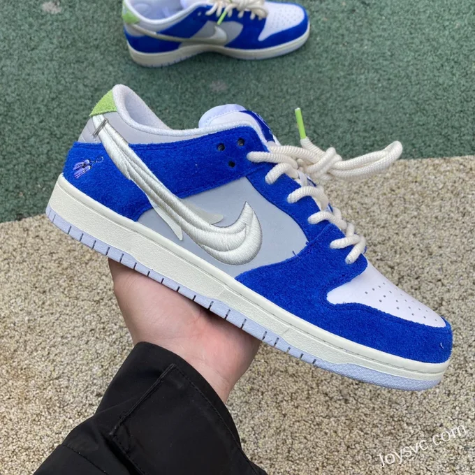 FLY x Nike SB Dunk Low Game Royal DQ5130-400