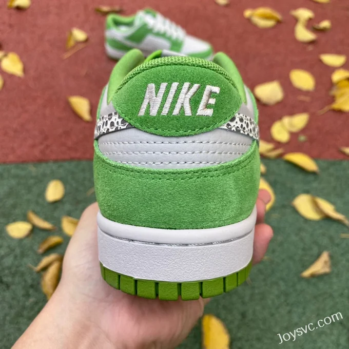 Nike Dunk Low Green Speckle Retro Sneakers DR0156-300