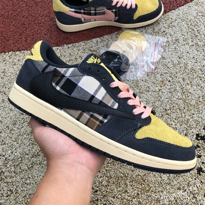 Travis Scott x Air Jordan 1 Low CQ4277-618 Black Yellow Mesh Reverse Swoosh